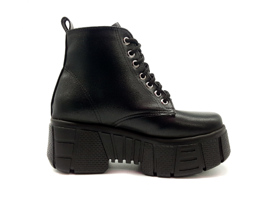 Imagen de Botas Plataformas #3000 con cierre Vinipiel Negro