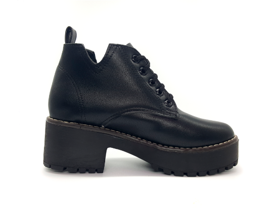 Imagen de Botines #333 Vinipiel Negro