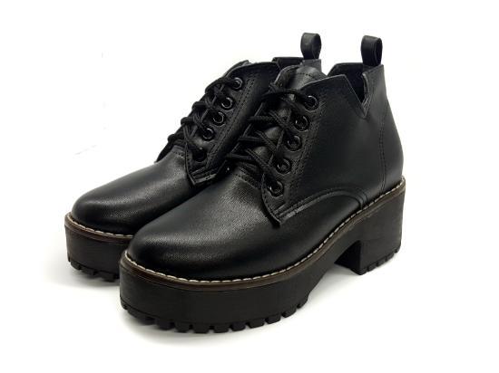 Imagen de Botines #333 Vinipiel Negro