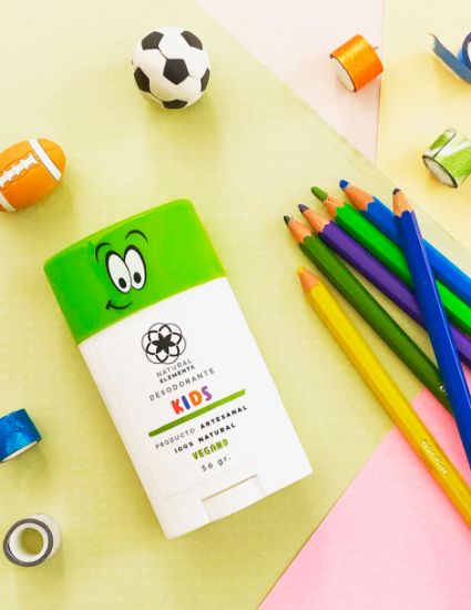 Imagen de Desodorante para niños Natural Element Kids en Barra de 56 gr.  3 Piezas