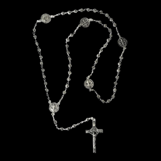 Imagen de Rosario De San Benito 4mm, Terminado Tipo Plata Vieja, 6 Piezas.