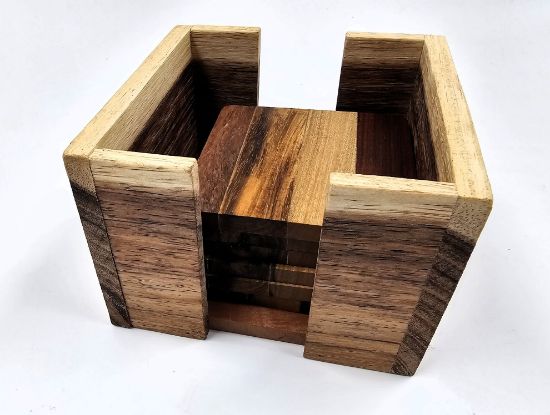 Imagen de Juego de 6 posavasos de maderas Tropicales