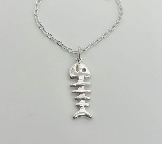 Imagen de Dije Esqueleto de pescado