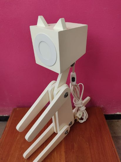 Imagen de LAMPARA ARTESANAL DE MDF EN FORMA DE GATO