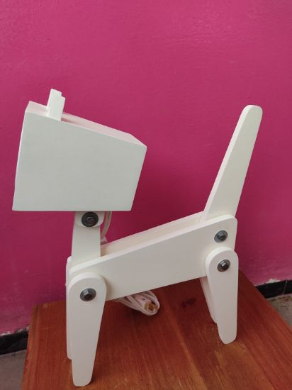 Imagen de LAMPARA ARTESANAL DE MDF EN FORMA DE GATO