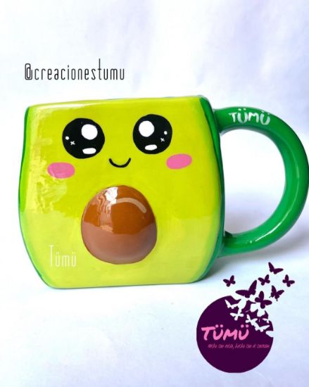 Imagen de Taza cerámica 3D aguacate pintada a mano