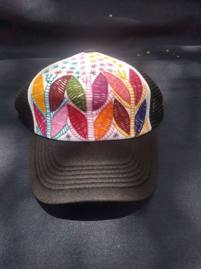 Imagen de Gorra 🧢 bordado a mano 