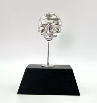 Imagen de Escultura rostro prehispánico 