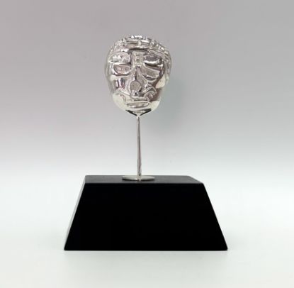 Imagen de Escultura mascara con narillera