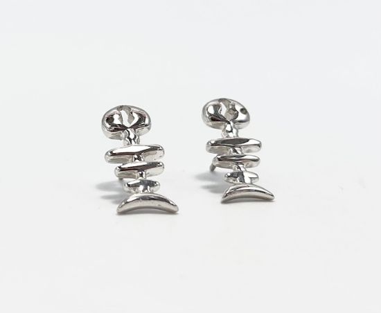 Imagen de Aretes esqueleto de pescado.