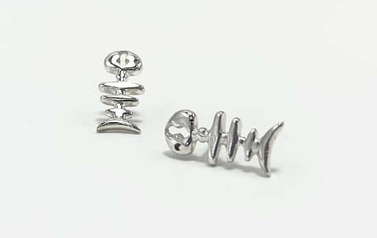 Imagen de Aretes esqueleto de pescado.