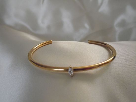 Imagen de Pulsera Oval con Zirconia hecha de Acero Inoxidable