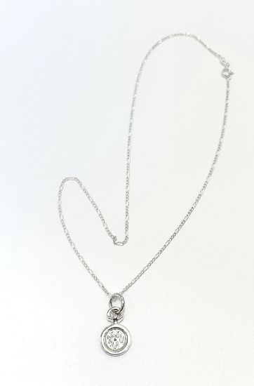 Imagen de Dije reloj con cadena.