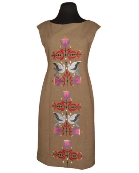 Imagen de Vestido con bordado Rangeliano talla y color que requieras