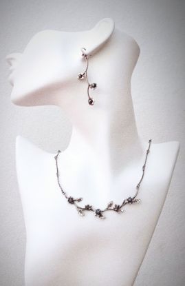 Imagen de Juego de Gargantilla y Aretes