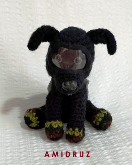 Imagen de Perro rescatista negro