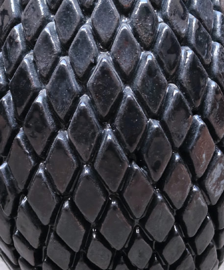 Imagen de PIÑA NEGRA CHICA