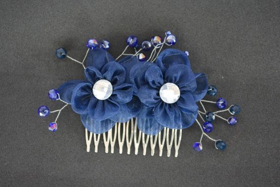 Imagen de tocado flores organza comunion graduacion peineta flores 