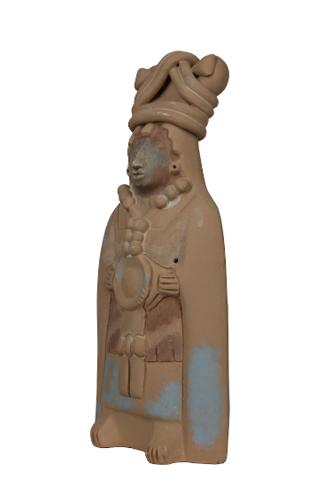 Imagen de Figurilla mujer con tocado y pectoral