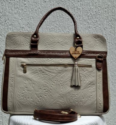 Imagen de Porta Lap para mujer