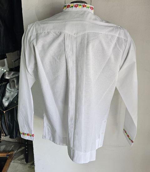 Imagen de Guayabera Lino Cuello Mao