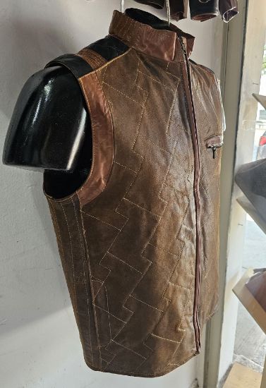Imagen de Chaleco Piel Labrado