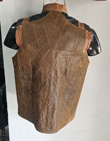 Imagen de Chaleco Piel Labrado