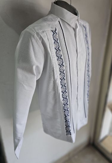Imagen de Guayabera de Lino Blanca Manga Larga
