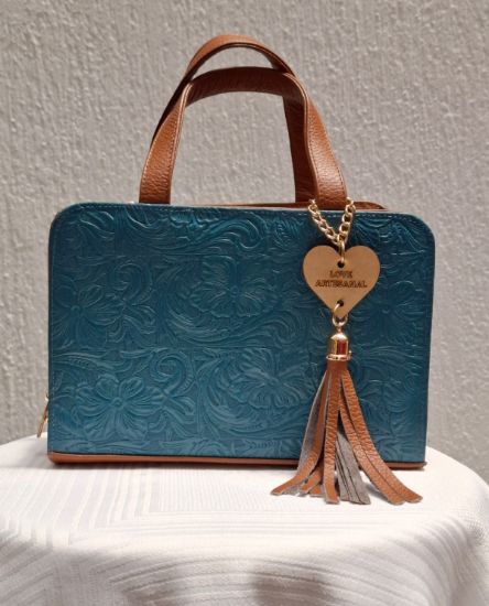 Imagen de Bolsa Juvenil Color Azul. Piel Cincelada