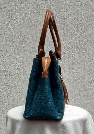 Imagen de Bolsa Color Azul de Piel para Mujer