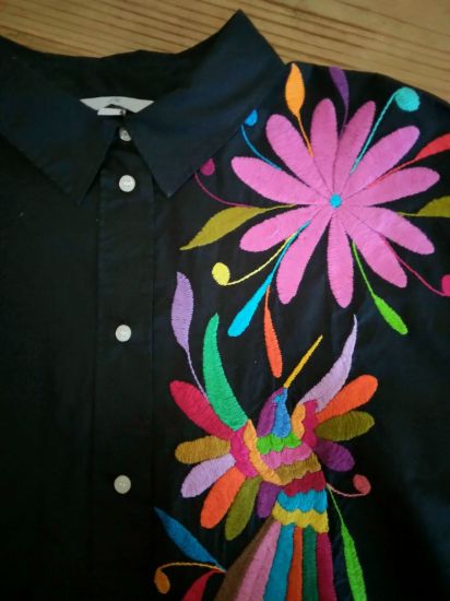 Imagen de Blusa con tenangos EGG