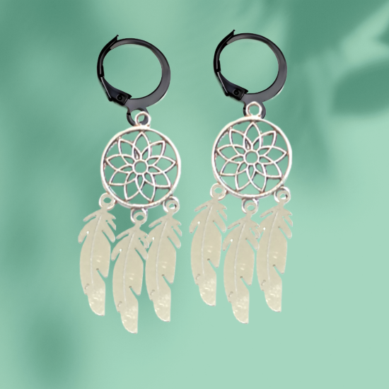 Imagen de + de 10 Modelos y Combinaciones de Colores de 1 Par de Atrapasueños Color Plata  Alta Durabilidad en Arracaditas Color Negro para Escoger x1