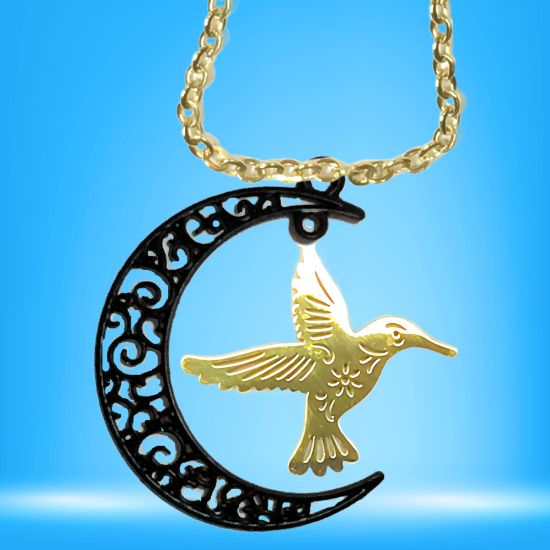 Imagen de Hermoso Colibri Acero Inoxidable Alta Durabilidad en Luna Creciente Negra 41x31mm en Aretes, Collar o Juego (Aretes+Collar)+9 Combinaciones y Modelos para Escoger x1col