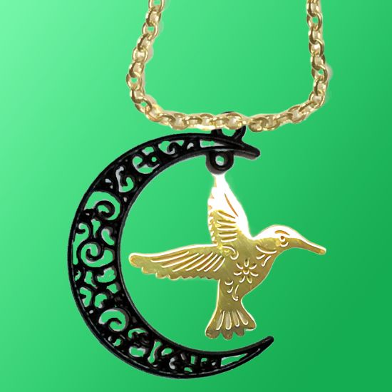 Imagen de Hermoso Colibri Acero Inoxidable Alta Durabilidad en Luna Creciente Negra 41x31mm en Aretes, Collar o Juego (Aretes+Collar)+9 Combinaciones y Modelos para Escoger x1col