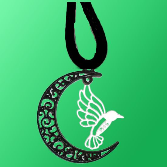 Imagen de Hermoso Colibri Silueta Grande Alta Durabilidad en Luna Creciente Negra 41x31mm en Aretes, Collar o Juego (Aretes+Collar)+9 Combinaciones y Modelos para Escoger x1col