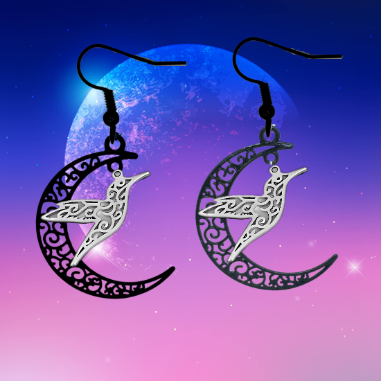 Imagen de Hermoso Colibri Silueta Grande Alta Durabilidad en Luna Creciente Negra 41x31mm en Aretes, Collar o Juego (Aretes+Collar)+9 Combinaciones y Modelos para Escoger x1col