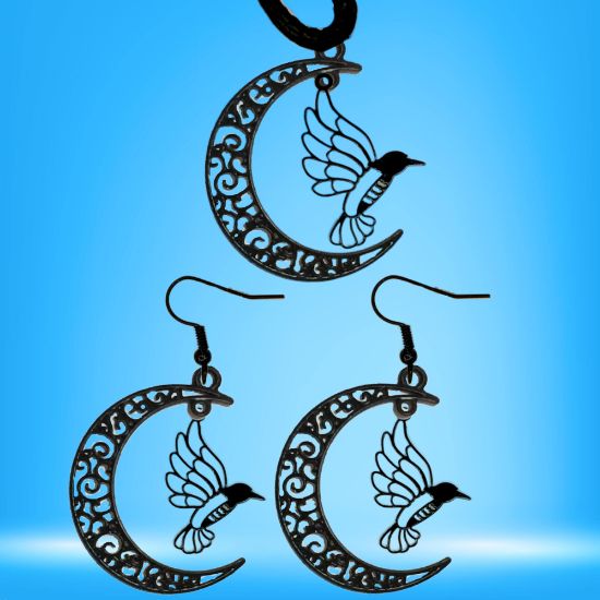 Imagen de Hermoso Colibri Silueta Grande Alta Durabilidad en Luna Creciente Negra 41x31mm en Aretes, Collar o Juego (Aretes+Collar)+9 Combinaciones y Modelos para Escoger x1col