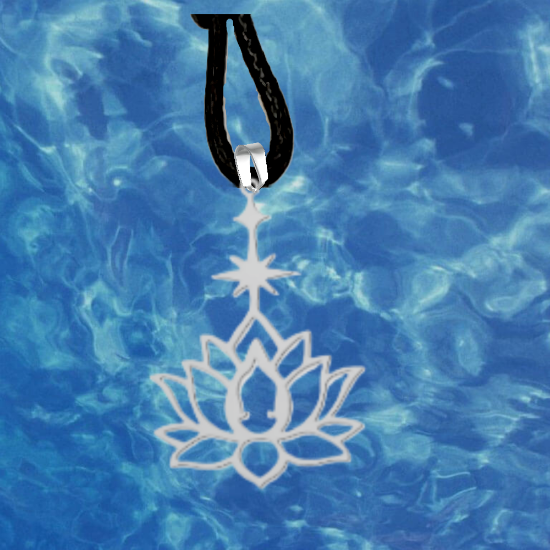 Imagen de Flor de Loto Mediana o Grande Acero Inoxidable (Meditacion Yoga ) Dije, Collar o LLavero x1loto
