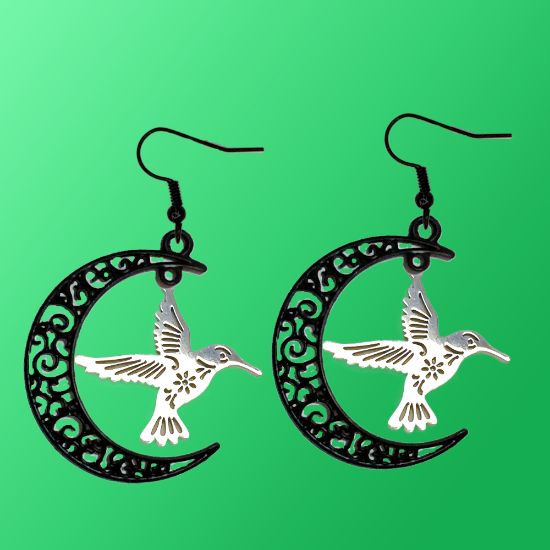 Imagen de Hermoso Colibri Acero Inoxidable Alta Durabilidad en Luna Creciente Negra 41x31mm en Aretes, Collar o Juego (Aretes+Collar)+9 Combinaciones y Modelos para Escoger x1col-Lopi