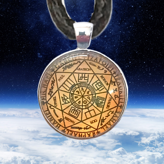 Imagen de 1 Poderoso Dije Activado 7 Arcangeles (PROTECCION DE LOS 7 ARCANGELES) Dije Solo o en Alas de Angel en Collar o Llavero+ 4 Modelos a Escoger X17Arc 