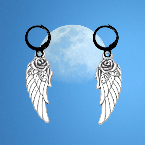 Imagen de Hermosas Alas de angel en 1 Par de Arracaditas Negras o Aretes Negros+ de 10 Modelos para Escoger x1-7