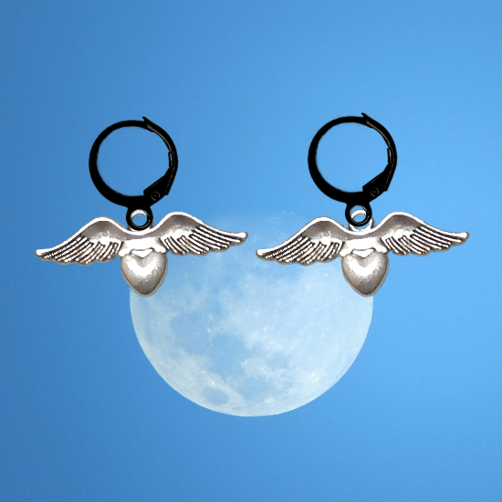 Imagen de Hermosas Alas de angel en 1 Par de Arracaditas Negras o Aretes Negros+ de 10 Modelos para Escoger x1-7