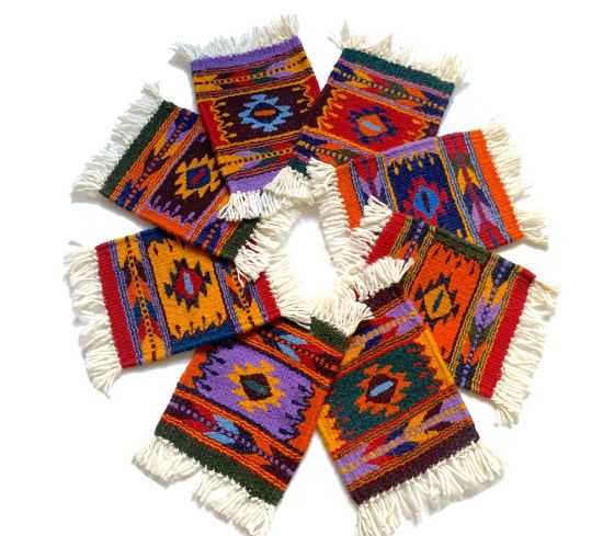 Imagen de Set de 8  piezas de Posa Vasos de Lana, Multi Color Tejido Zapoteco heccho a Mano, 12x15 cm Mini Tapetes