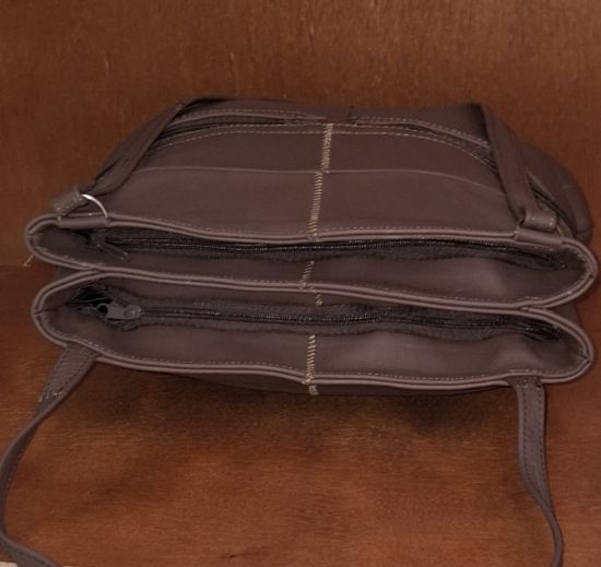 Imagen de Bolsa de piel para dama grande lisa