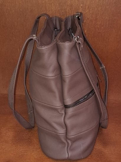 Imagen de Bolsa de piel para dama grande lisa