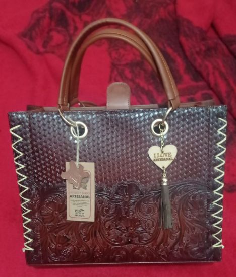 Imagen de Bolsa de piel para dama grande Artesanal 