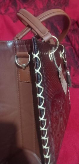 Imagen de Bolsa de piel para dama grande Artesanal 