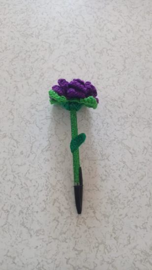 Imagen de Boligrafo Forma De Rosa Tejido A Mano Variedad De Colores.